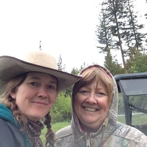 Meet your Posher, Elaine